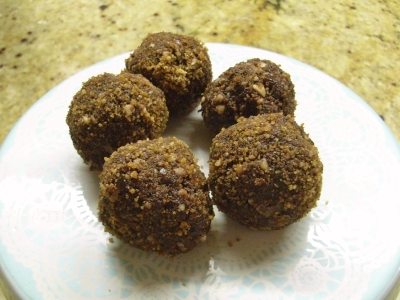 Date & Cocoa Truffles