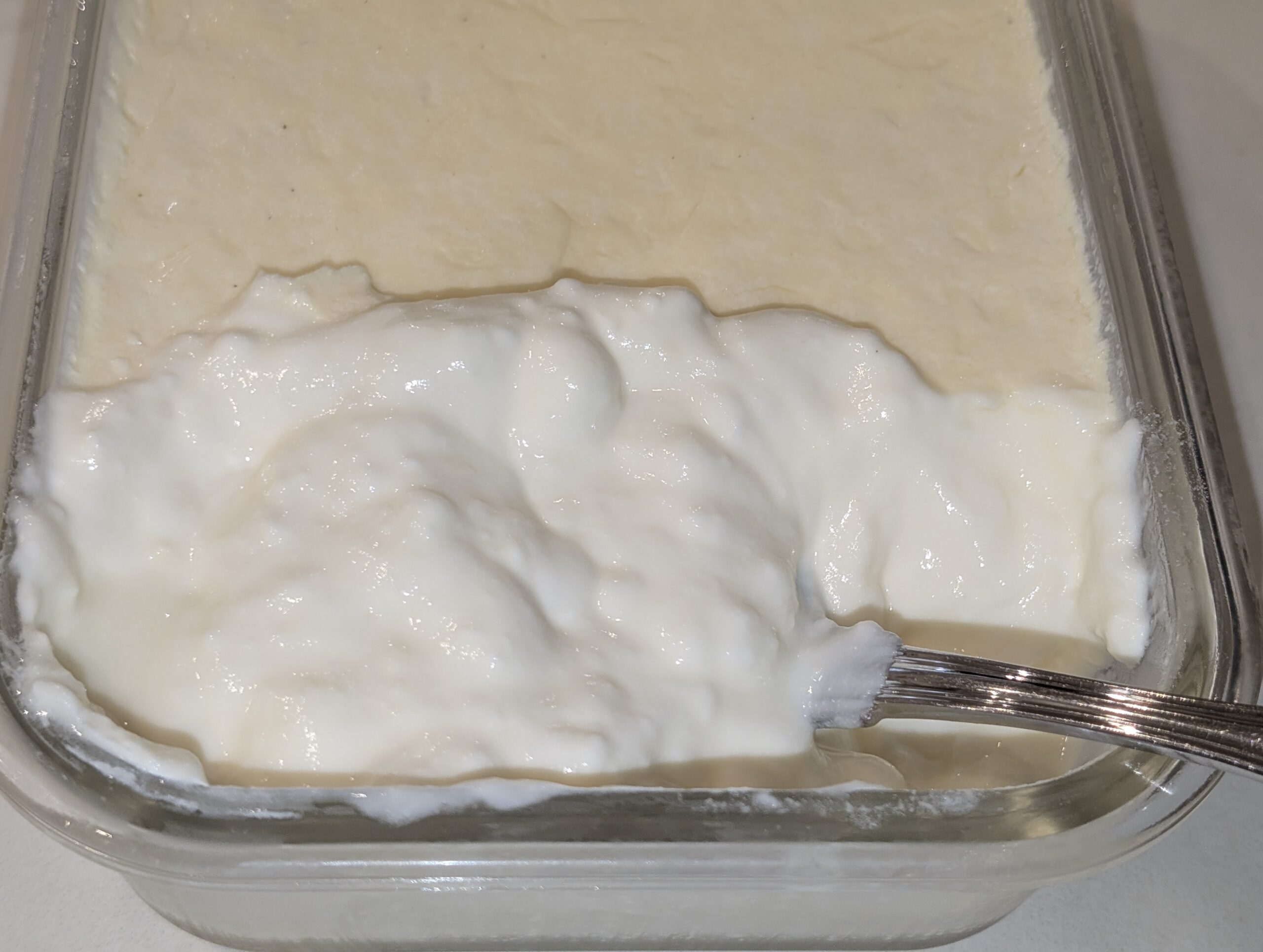 THICK AND CREAMY YOGHURT