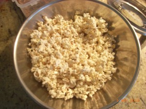 Popcorn before coating with marshmallow mix