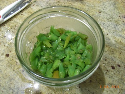 Pickled green chillis